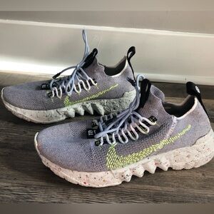 Nike Space Hippie 01 Grey Volt